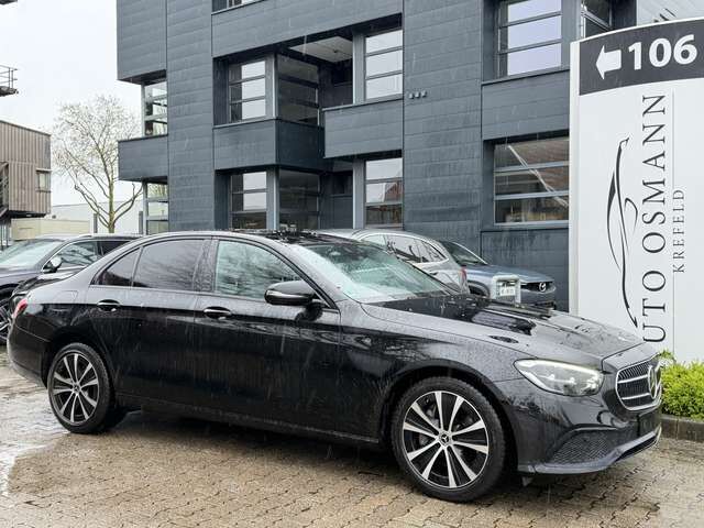 Mercedes-Benz E300 de 9G-TRONIC Avantgarde | AHK | RFK