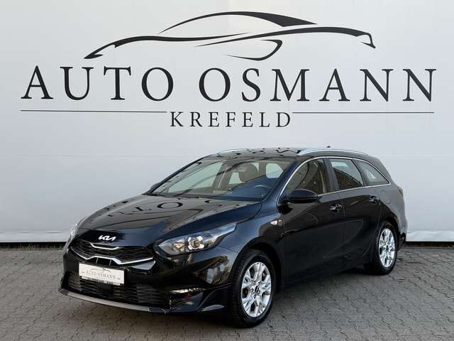 Kia Ceed / ceed SW 1.6 CRDi DCT7 Spirit   RFK   CarPlay