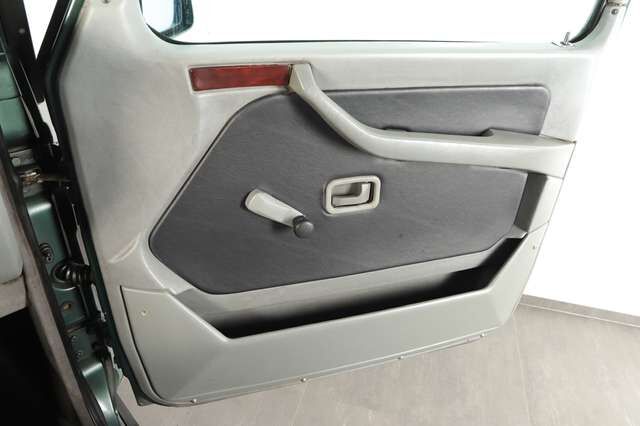 Mercedes-Benz G300 G 300 GD LANG 2800 AUTOMATIK KLIMA AHK