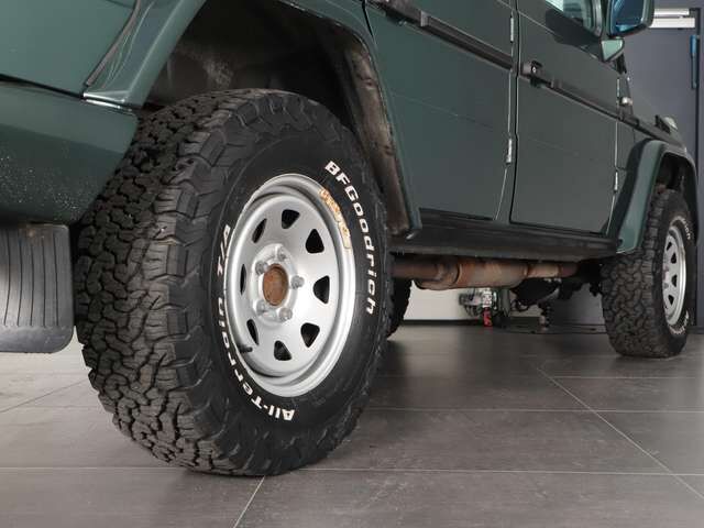 Mercedes-Benz G300 G 300 GD LANG 2800 AUTOMATIK KLIMA AHK