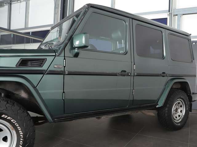 Mercedes-Benz G300 G 300 GD LANG 2800 AUTOMATIK KLIMA AHK