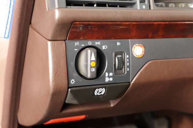 Mercedes-Benz 300 CE 24V Cabrio MB + 1.Hand Scheckheft MB MEGA AUSSTATTUNG