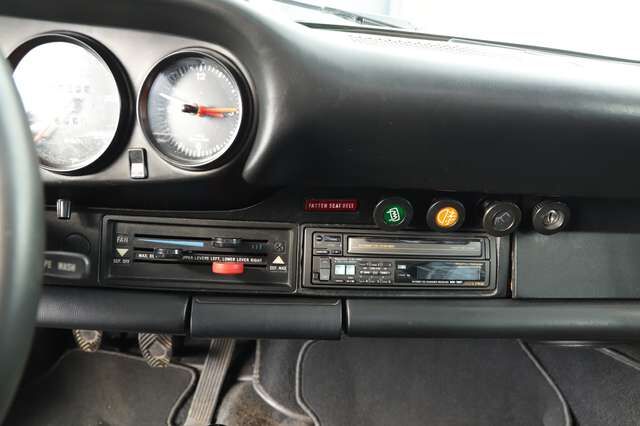 Porsche 911 Schiebedach Coupé 2,7L 1.Serie  UNFALLFREI