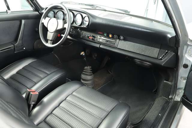 Porsche 911 Schiebedach Coupé 2,7L 1.Serie  UNFALLFREI