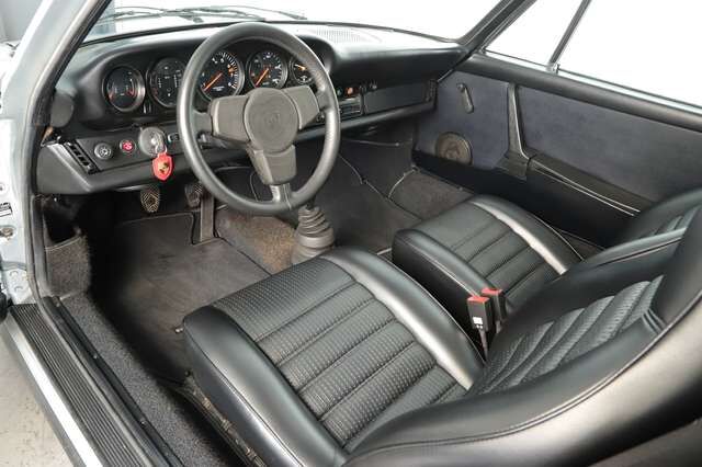 Porsche 911 Schiebedach Coupé 2,7L 1.Serie  UNFALLFREI