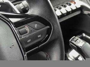 Peugeot 3008 Hybrid 225 Roadtrip 1.6 Plug-In EU6d Navi Digitale