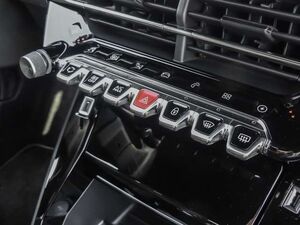 Peugeot 208 e- GT Pack 136 Navi LED ACC Klimaautom Fahrerprofi