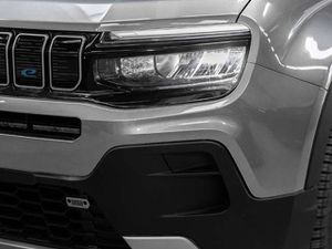 Jeep Avenger Altitude Winter Paket 17 Zoll AWR LED