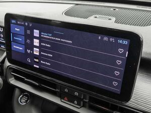 Jeep Avenger Longitude Electric LED Apple CarPlay Android Auto