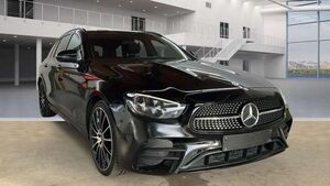 Mercedes-Benz E400 d AMG 2x 4Matic AHK*Pano*Kamera*20*Night