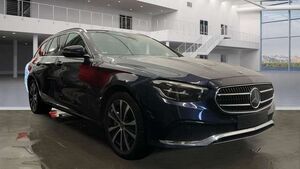 Mercedes-Benz E300 de ALLRAD AHK*Distro*Pano*Kamera*LED*Leder