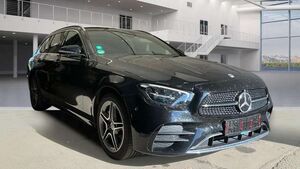 Mercedes-Benz E300 e  AMG 2x 360*Distro*AHK*Alcantara*Burmest