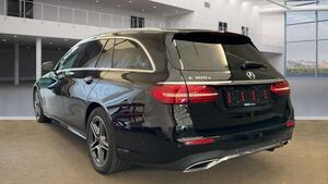 Mercedes-Benz E300 e  AMG 2x 360*Distro*AHK*Alcantara*Burmest