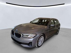 BMW 530 e AHK*ACC*Kamera*HUD*H&K*Leder*LED*NaviTouch