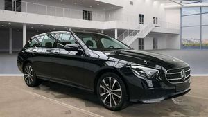 Mercedes-Benz E300 de ALLRAD AHK*Kamera*lED*Navi*DAB*18*1Hand