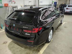 BMW 530 e xDrive HUD*DriveProfess*Leder*AHK*HiFi*LED
