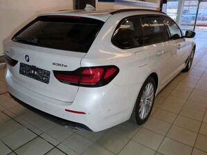 BMW 530 e xDrive Pano*HUD*Sound*Memory*AHK*DriveProf