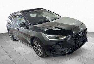 Ford Focus ST-Line X Pano*Matrix*AHK*B&O*ACC*17*Winte