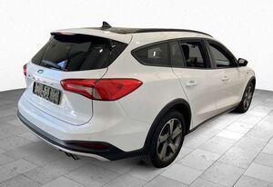 Ford Focus Active X AHK*HUD*17*ACC*LED*Kamera*Navi+