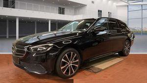 Mercedes-Benz E300 e AHK*360*Night*HUD*Distro*LED*Leder*DAB