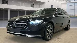 Mercedes-Benz E300 de ALLRAD Distro*360*Sdach*elesitz*2zonen*