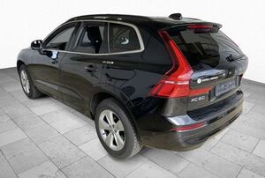 Volvo XC60 Momentum Pro ALLRAD 360*AHK*LED*Navi*18