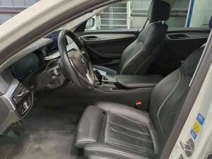 BMW 520 d ALLRAD LEDER*ALARM*Memory*LED*Sportlenkrad