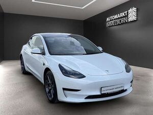 Tesla Model 3 RWD Kamera*Pano*4xSHZ*AHK*Wärmepumpe