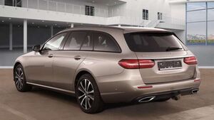 Mercedes-Benz E300 e Avantgarde STHZG*Kamera*AHK*LED*Leder*18