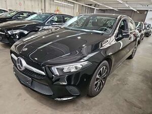 Mercedes-Benz A180 d Kamera*LED*Navi*DAB*MBUX*TeilLeder*1Hand