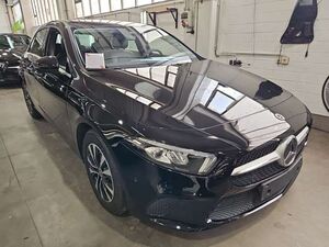 Mercedes-Benz A180 d Kamera*LED*Navi*DAB*MBUX*TeilLeder*1Hand