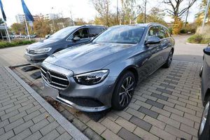 Mercedes-Benz E300 de ALLRAD AHK*Memory*360*Distro*LED*DAB*18