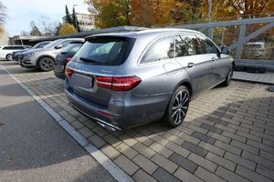 Mercedes-Benz E300 de ALLRAD AHK*Memory*360*Distro*LED*DAB*18