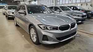 BMW 320 d ALLRAD Driving*LED*Navi*LiveCP*Active Guar