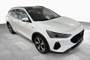 Ford Focus Active X Panorama*AHK*Matrix*Kamera*ACC*17