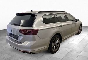 VW Passat R Line Matrix*ACC*H&K*AHK*Massag*Kamera