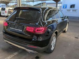 Mercedes-Benz GLC 300 e Headu*Distro*LED*360*elekSitze*Luftfed