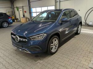 Mercedes-Benz GLA 250 e Distro*Kamera*18*LED*Leder*1Hand