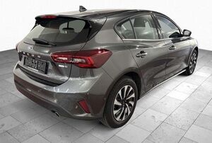 Ford Focus Lim. Titanium LED*Navi*LM*Winterpak*Kamera