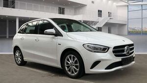 Mercedes-Benz B250 e Kamera*Leder*LED*LM*DAB*Panorama*Navi