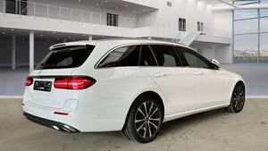 Mercedes-Benz E300 e VollLeder*360*LED*DAB*Navitouch*AHK*Temp