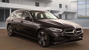 Mercedes-Benz C300 e VollLeder*AHK*Distro*LED*18*Panoramadach