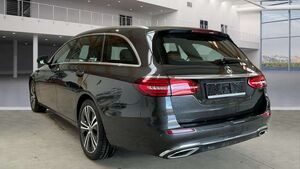 Mercedes-Benz E400 d ALLRAD SDACH*STHZG*AHK*Kamera*LED*18