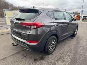 Hyundai TUCSON Intro Edition 4WD Navi*Ahk*PDC*Spur*Totwi