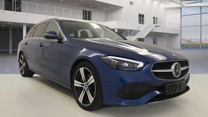 Mercedes-Benz C220 T d LedHigh*HUD*Massag*Distro*Kamera*STHZ*