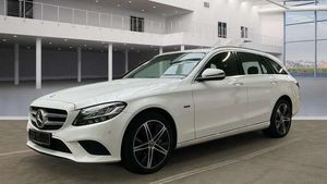 Mercedes-Benz C300 T de AVANTGARDE AHK*DAB*Kamera*LED*Navi*