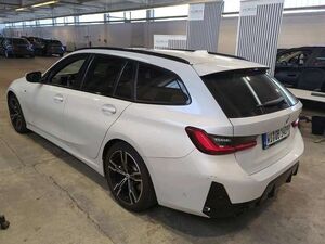 BMW 320 i M Sport Pano*HiFi*LED*18*Kamera*Alcantara