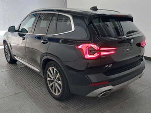 BMW X3 xDrive 30 e Sport*Pano*AHK*Kamera*VolLeder*19
