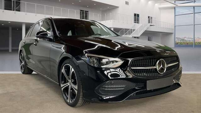 Mercedes-Benz C300 AMG 19*Night*Mubeam*Distro*Panorama*Leder