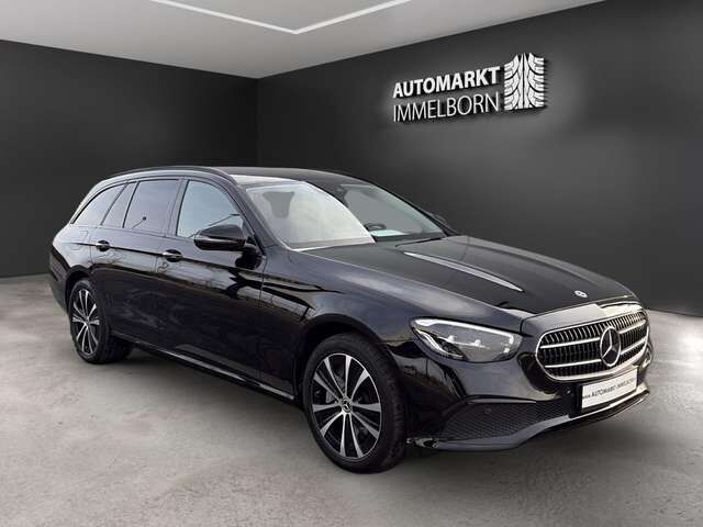 Mercedes-Benz E300 de ALLRAD AHK*Kamera*Distro*Night*VollLede